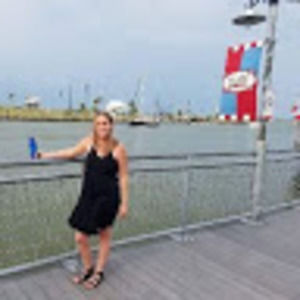 Meet your Posher, Kim